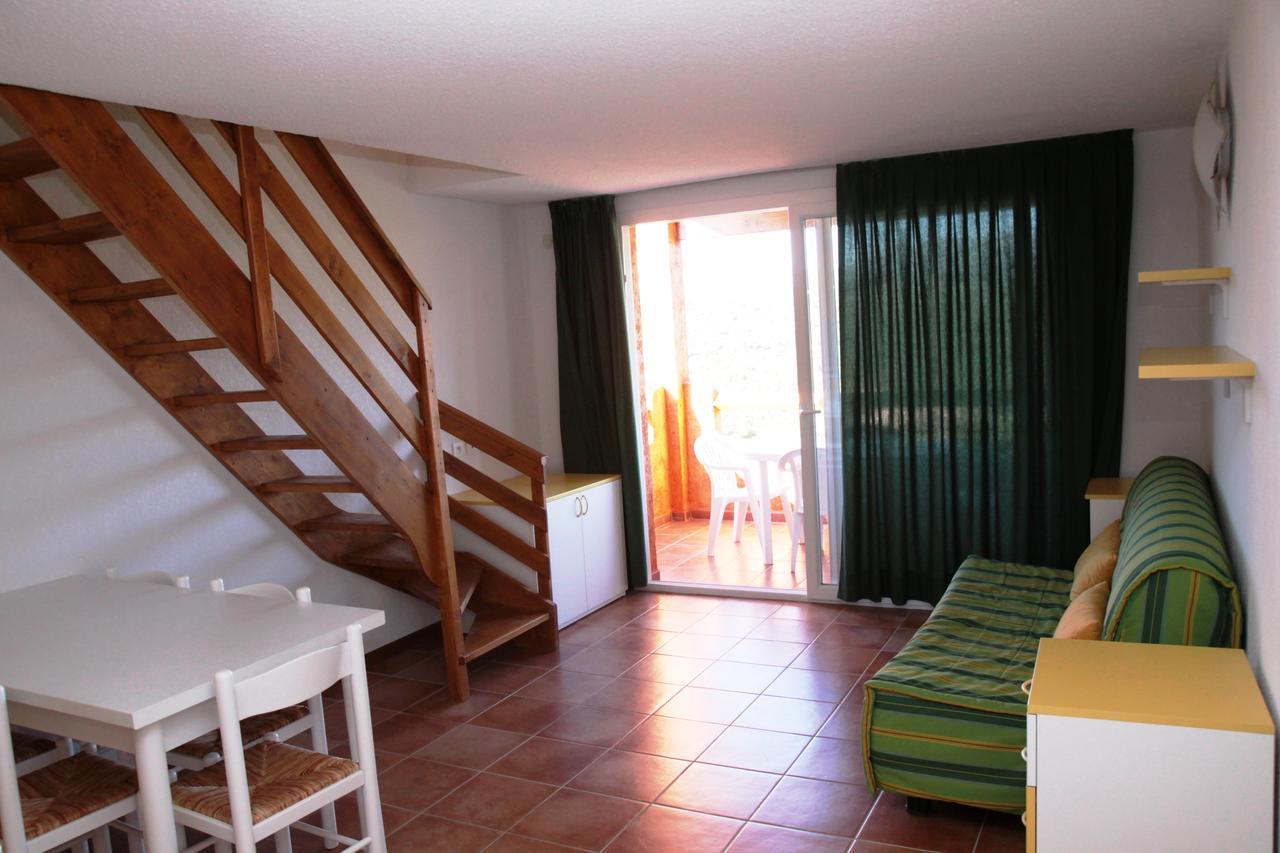 Aparthotel Complesso Residenziale Marina Di Pinarello Pinarellu Exteriér fotografie