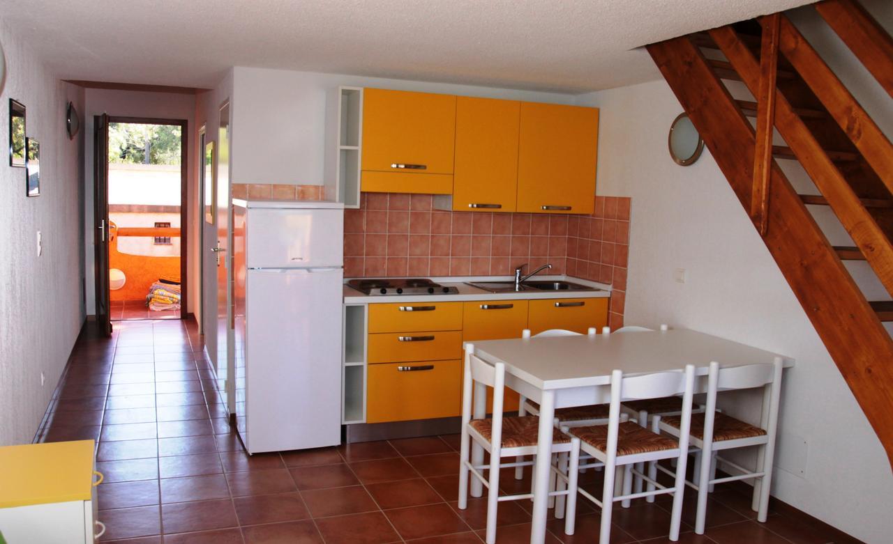 Aparthotel Complesso Residenziale Marina Di Pinarello Pinarellu Exteriér fotografie