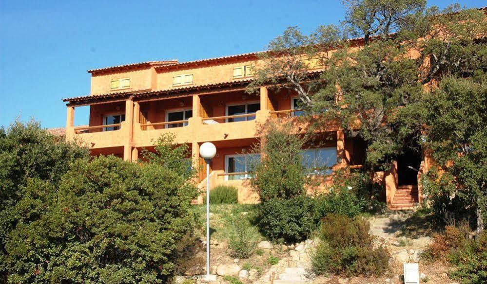 Aparthotel Complesso Residenziale Marina Di Pinarello Pinarellu Exteriér fotografie